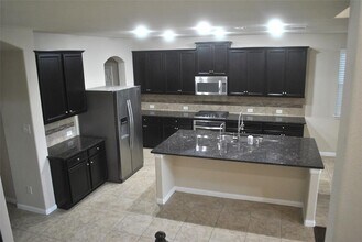 18115 Fernwood Bend Dr in Tomball, TX - Building Photo - Building Photo