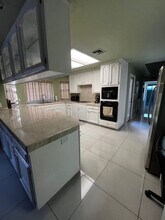 3428 Eastview Ct in Bakersfield, CA - Building Photo - Building Photo