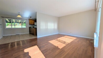 3356 Clemens Dr in St. Charles, MO - Building Photo - Building Photo