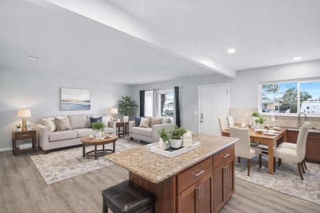 16012 Julie Ln in Lathrop, CA - Building Photo - Building Photo