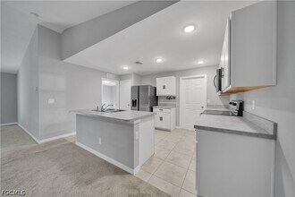 2617 53rd St W in Lehigh Acres, FL - Building Photo - Building Photo