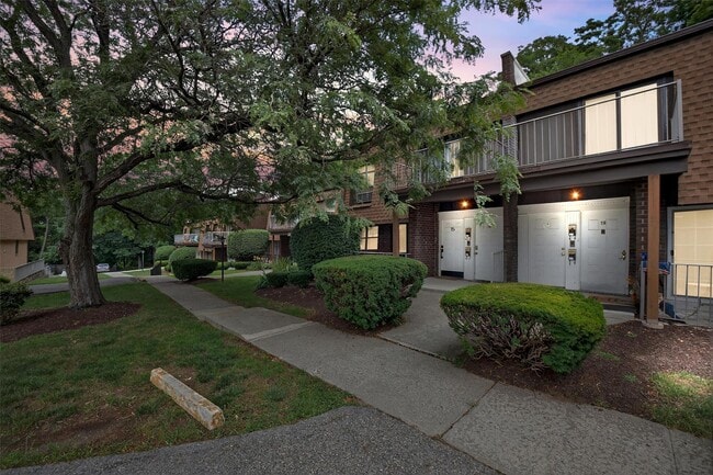 property at 424 Carpenter Ave
