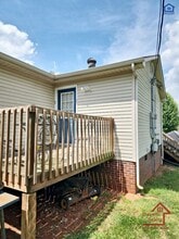 185 Woodlee Ct in McMinnville, TN - Building Photo - Building Photo