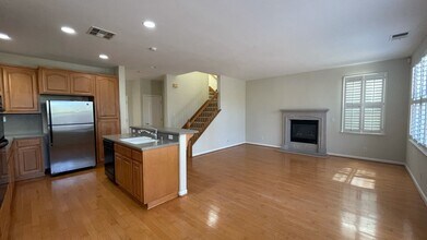 1128 Hillery Way in Alameda, CA - Building Photo - Building Photo