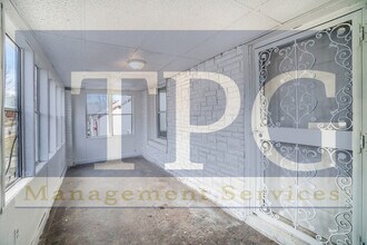 3434 Olive St in Kansas City, MO - Building Photo - Building Photo