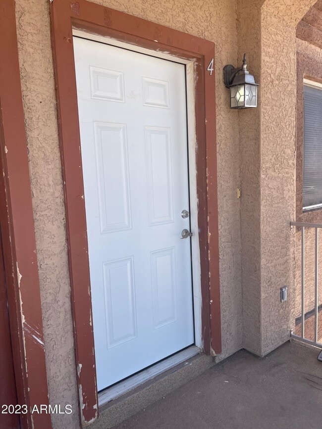 8131 W Serena Dr in Arizona City, AZ - Building Photo - Building Photo
