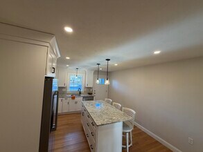 507 Mendon Rd in Attleboro, MA - Building Photo - Building Photo