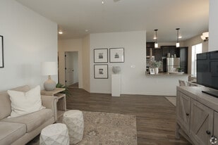 Las Mansiones at Eastlake