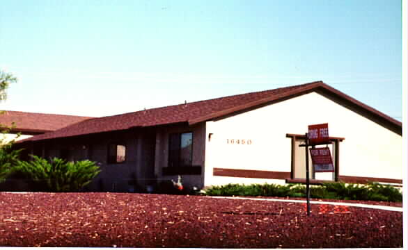 16450 Quantico Rd in Apple Valley, CA - Building Photo - Building Photo