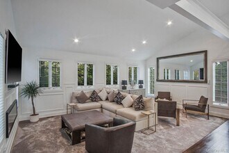 150 Meadow St in Garden City, NY - Building Photo - Building Photo