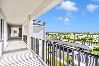17655 Opal Sand Dr, Unit 402 in Venice, FL - Building Photo - Building Photo