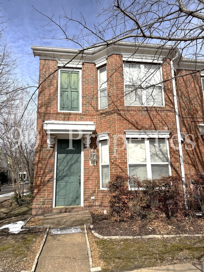 property at 44 Nottoway Blvd