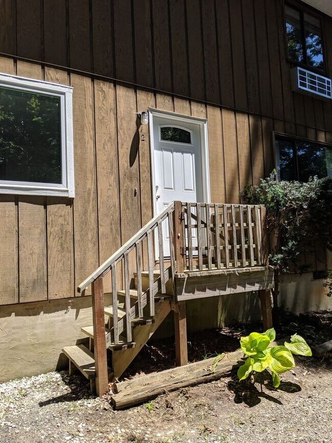 30 Success Ave-Unit -2 in Asheville, NC - Building Photo - Building Photo