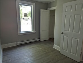 66 Broad St, Unit 3 in Albany, NY - Foto de edificio - Building Photo