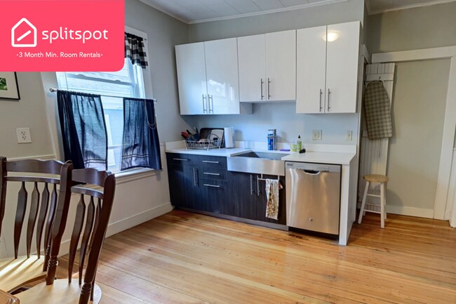 23 Granite St, Unit Unit 2 in Somerville, MA - Building Photo - Building Photo