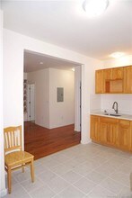 582 East St-Unit -2 in New Haven, CT - Building Photo - Building Photo