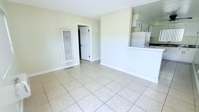 property at 810 W Duarte Rd