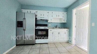 603 SE 46th Ter in Cape Coral, FL - Building Photo - Building Photo