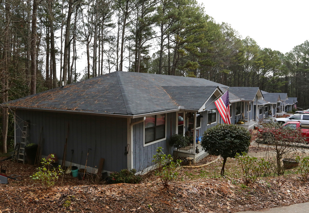 Eagle Ridge Apartments in Canton, GA - Building Photo