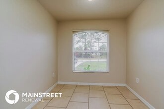 427 Vanetta Dr in Lehigh Acres, FL - Foto de edificio - Building Photo