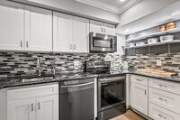 108 N Madeira St photo'