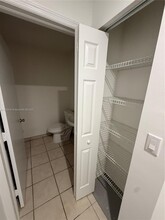 18602 SW 100th Ave in Cutler Bay, FL - Foto de edificio - Building Photo