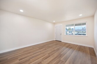 5691 Cutler Ct in Loomis, CA - Foto de edificio - Building Photo