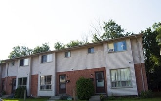 355 Sandringham Cres in London, ON - Building Photo