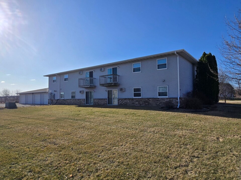 Rubina in Fond du Lac, WI - Building Photo