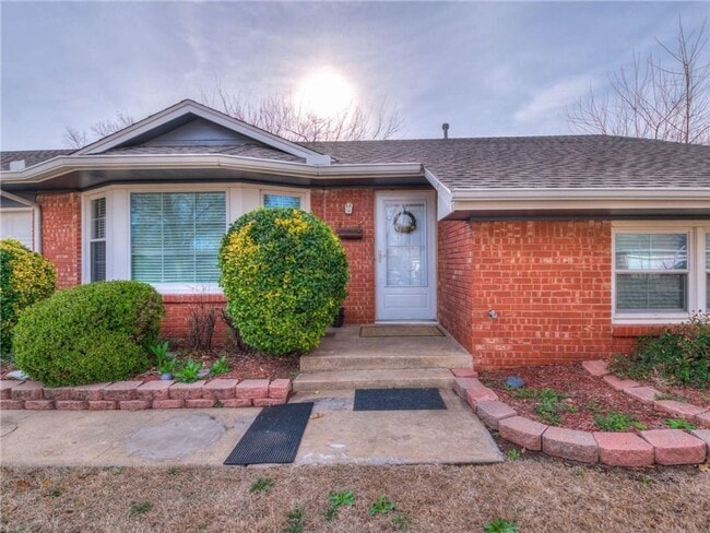 property at 6226 N Vermont Ave