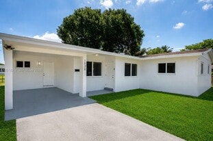 1530 NW 47th Ave in Lauderhill, FL - Building Photo