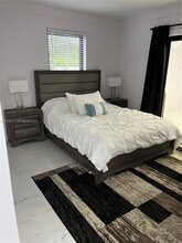 39 SE 7th St in Dania Beach, FL - Building Photo - Building Photo