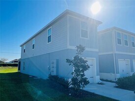 294 Blueberry Ln in Davenport, FL - Building Photo