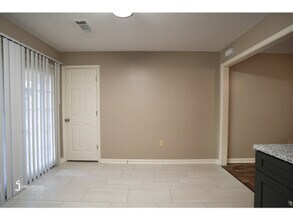 2207 Needham St in Jonesboro, AR - Building Photo - Building Photo
