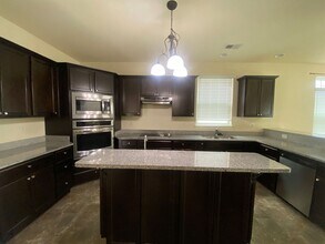 4909 Aclare Ct in Virginia Beach, VA - Building Photo - Building Photo