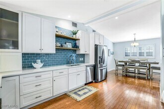 739 7th Ave N in Naples, FL - Building Photo - Building Photo