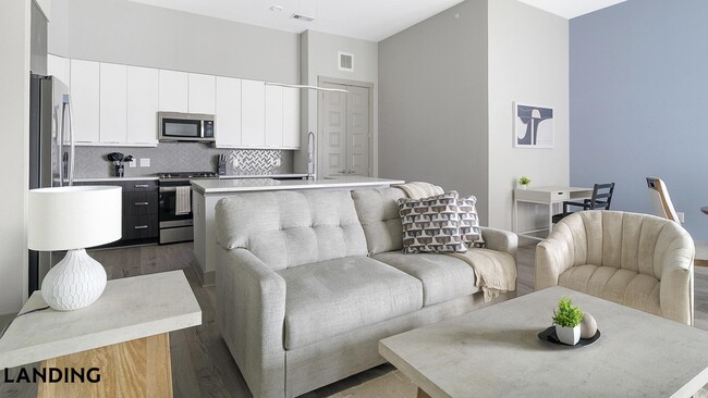401 W 25th St, Unit 2415