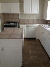 117 E Norwood Ct, Unit #1 in San Antonio, TX - Foto de edificio - Building Photo