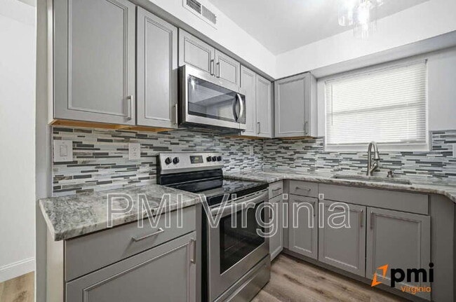 property at 1143 Clear Springs Rd