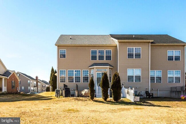 1028 Llano Dr in La Plata, MD - Building Photo - Building Photo