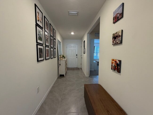 2181 NW 247th Dr in Newberry, FL - Building Photo - Building Photo