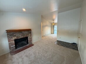 3310 Max Cir in Anchorage, AK - Building Photo - Building Photo