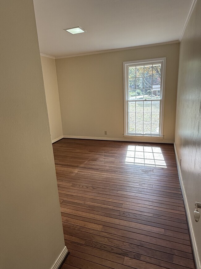 565 Paris St in Mc Kenzie, TN - Building Photo - Building Photo