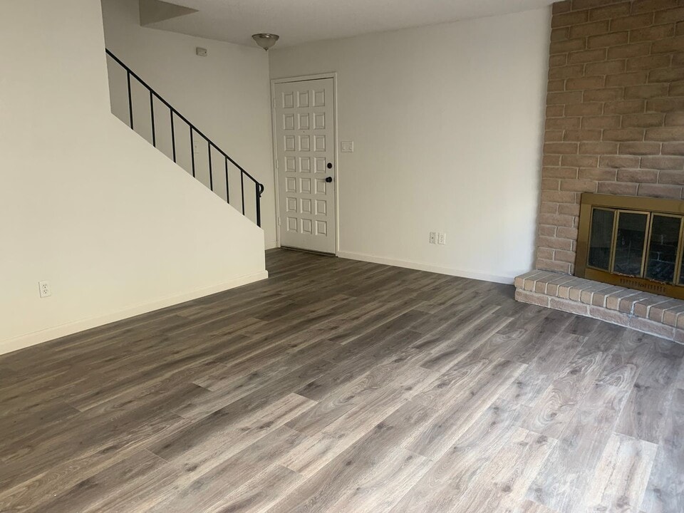 5761 Haskell Ave in Carmichael, CA - Building Photo