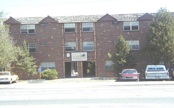 Autumn Ridge Apartments in Denver, CO - Foto de edificio - Building Photo