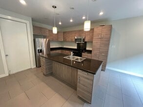 409 Shiloh Dr in Laredo, TX - Building Photo - Building Photo