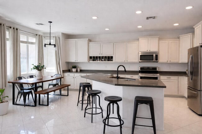 14515 W Lisbon Ln in Surprise, AZ - Building Photo - Building Photo