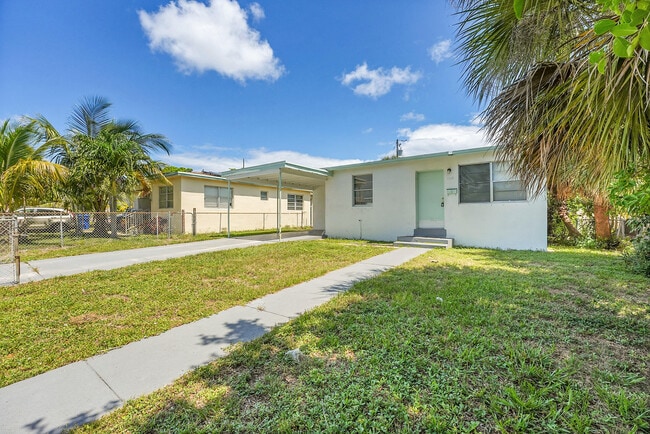 property at 1208 W 32nd St