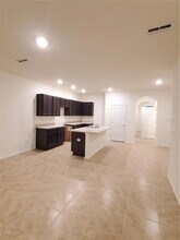 366 Feltrim Reserve Blvd in Davenport, FL - Foto de edificio - Building Photo