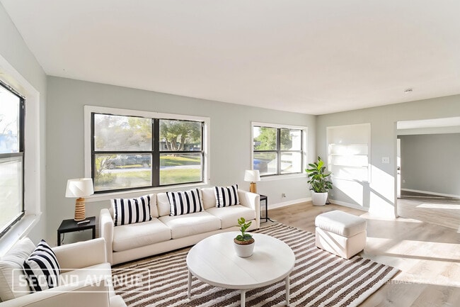 7333 Roslyn Rd in Jacksonville, FL - Building Photo - Building Photo